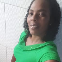 Mary Santi