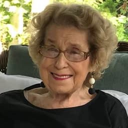 Jacqueline Tsantoulis