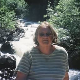 Karen Buse