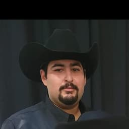 Arron Gomez