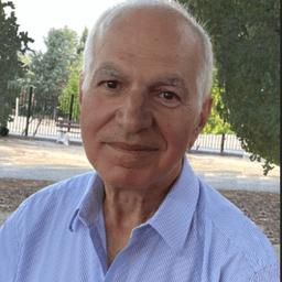 Kostantinos Tsiakiris