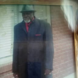 Bobby Lewis Sr.